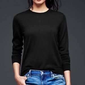 GAP Black Crewneck Sweater Long sleeves Medium
